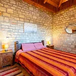 Holiday home Mini Castle In Nature Fotini's Retreat Polilimnio Metamorfosis