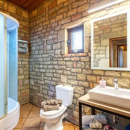 Mini Castle In Nature Fotini's Retreat Polilimnio