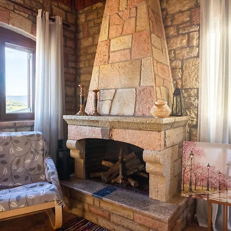 Mini Castle In Nature Fotini's Retreat Polilimnio 別荘 *