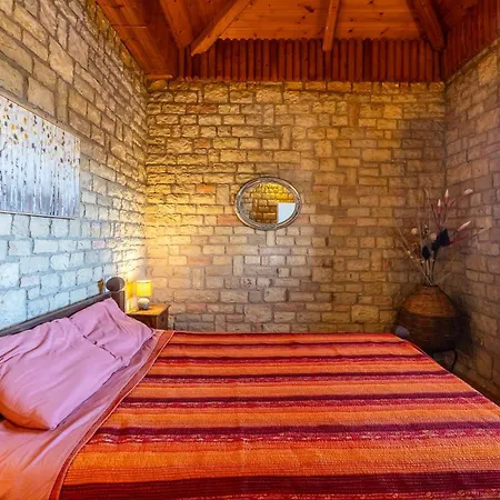 別荘 Mini Castle In Nature Fotini's Retreat Polilimnio *