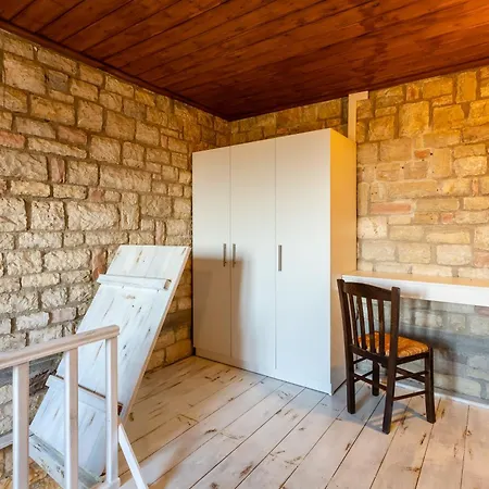 別荘 Mini Castle In Nature Fotini's Retreat Polilimnio