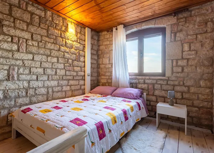 Vakantiehuis Mini Castle In Nature Fotini's Retreat Polilimnio Metamorfosi (Laconia)