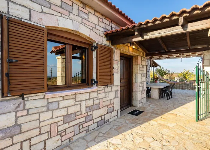 Mini Castle In Nature Fotini's Retreat Polilimnio Metamorfosi (Laconia)