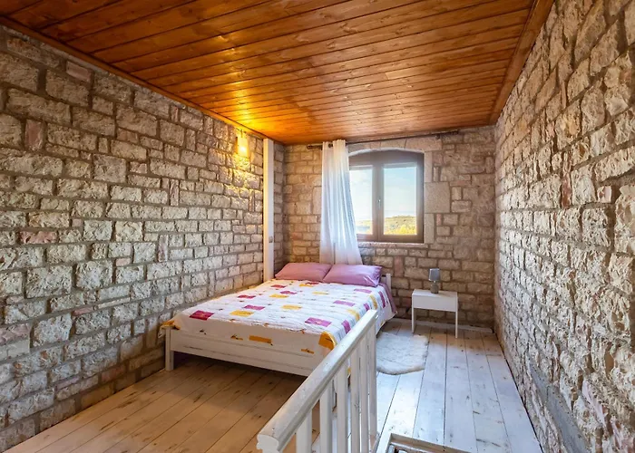 Mini Castle In Nature Fotini's Retreat Polilimnio *